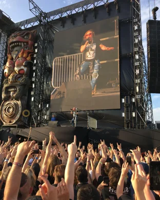 Nicko McBrain