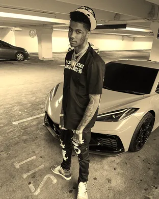 Live Boxing: Blueface vs. Swaggy P